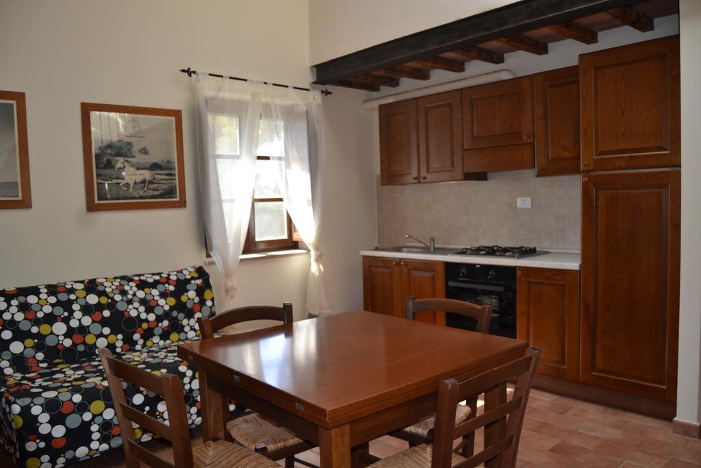 Aparthotel Antico Borgo Casalappi à Campiglia Marittima Extérieur photo